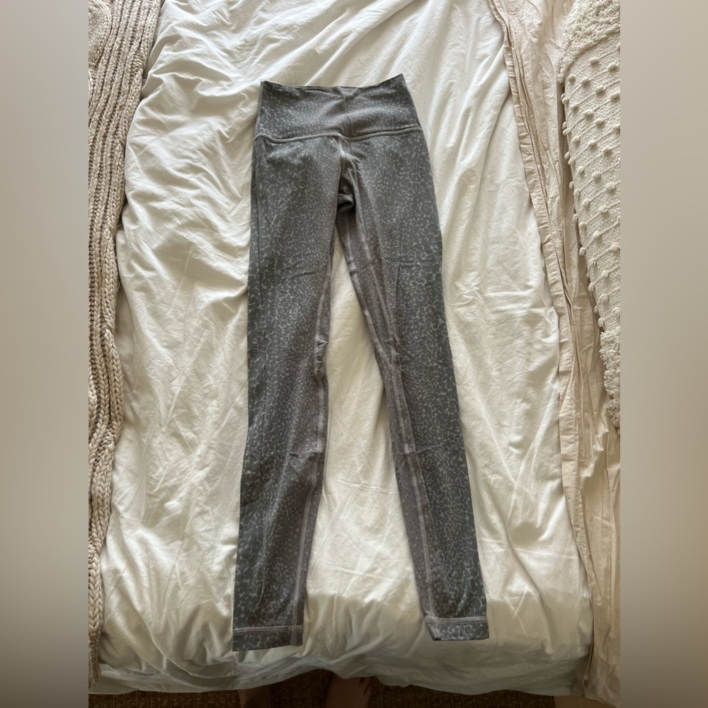 lululemon align 28” pants - size 4